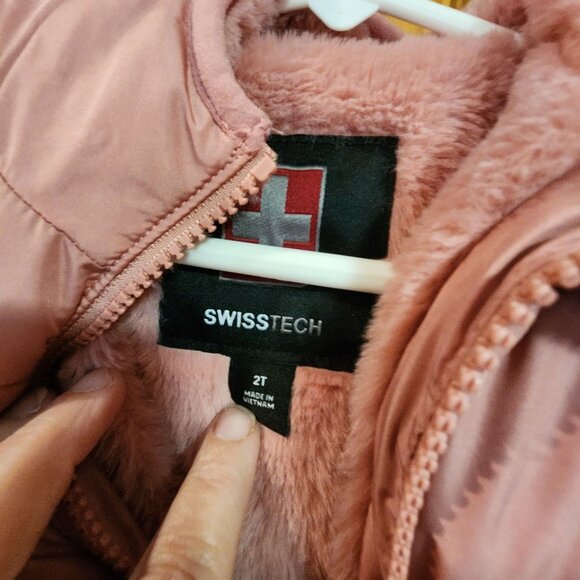 Kids SwissTech Pink Puffer Jacket With Hood 2T - Picture 3 of 3